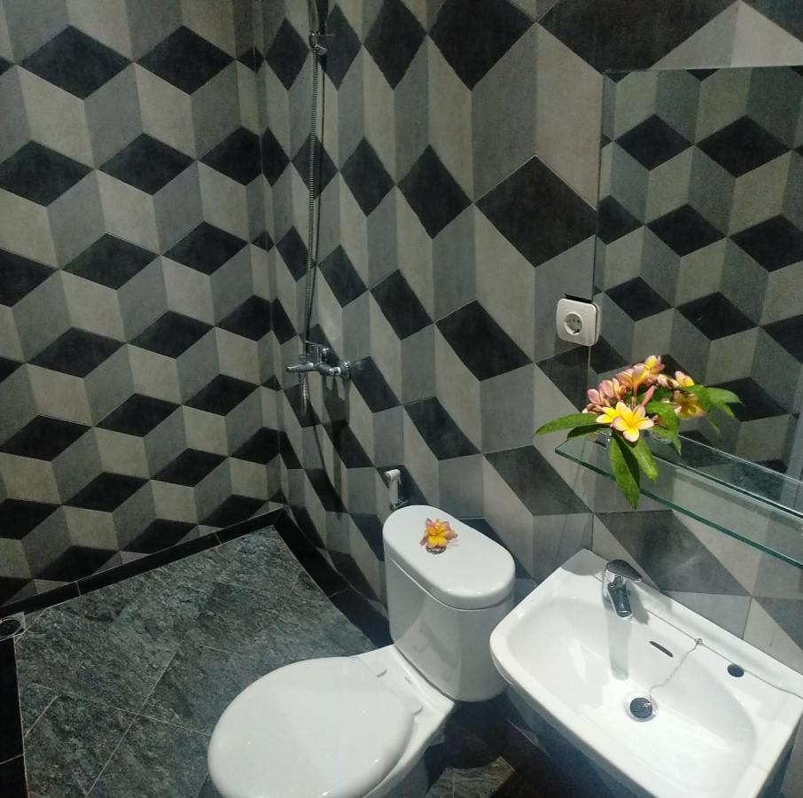 Rion Hostel Bogor Eksteriør bilde