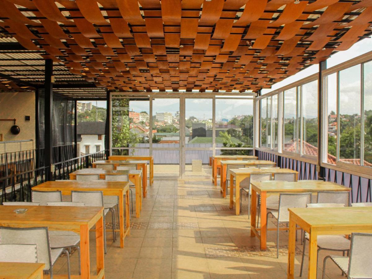 Rion Hostel Bogor Eksteriør bilde