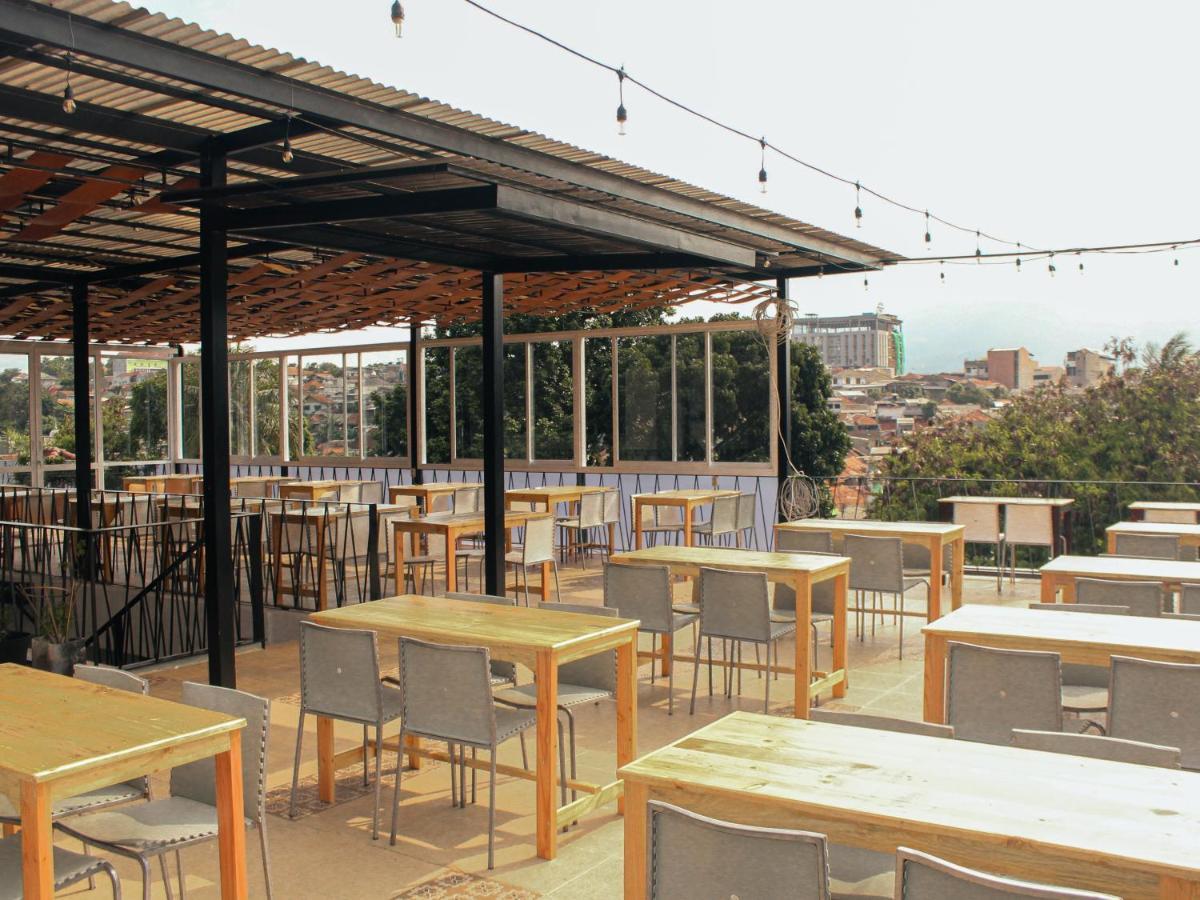 Rion Hostel Bogor Eksteriør bilde